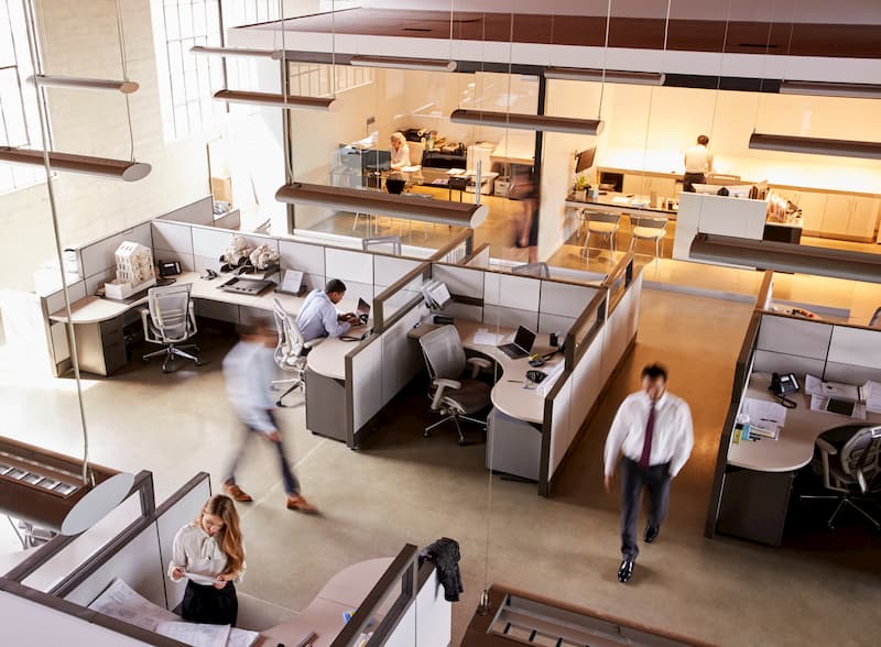 Welche Vor- und Nachteile bietet das Desk Sharing?